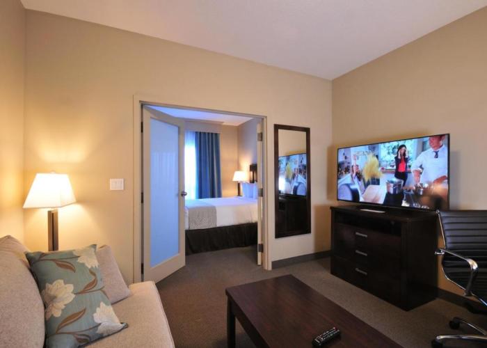 Ramada by Wyndham Emerald Park/Regina East