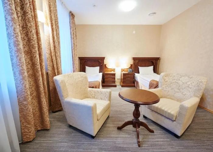 Hotel 