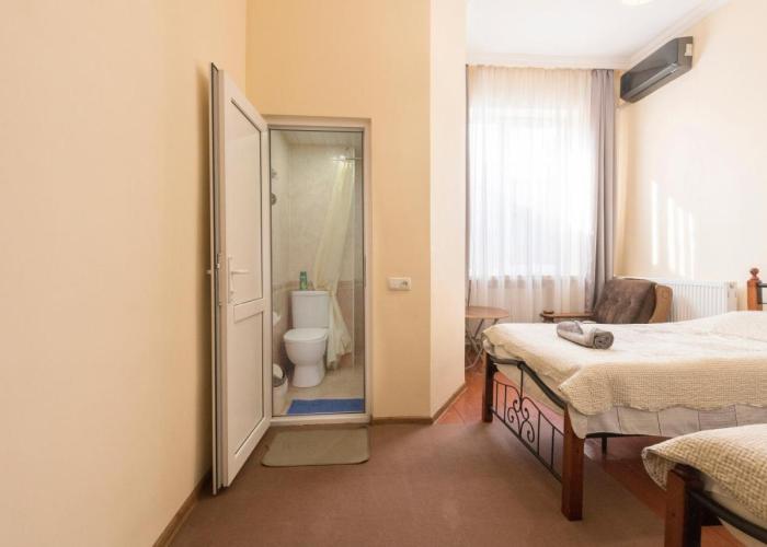 Tamari Guest House