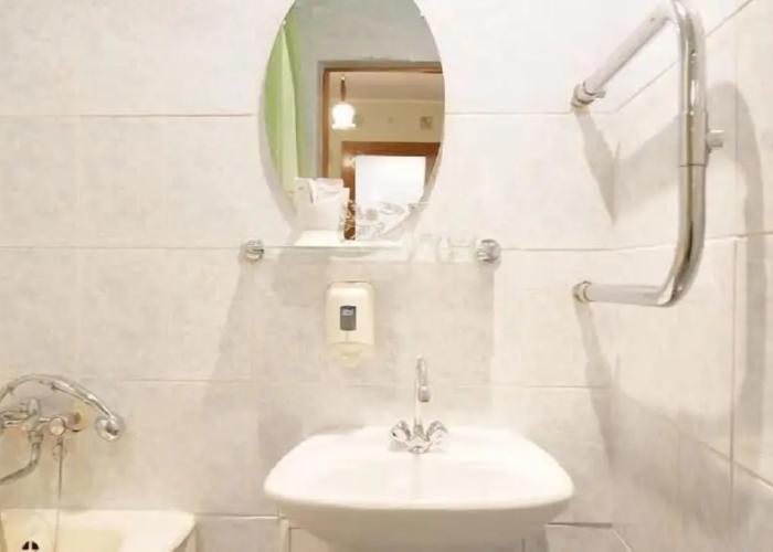 40 Let Pobedy Hotel