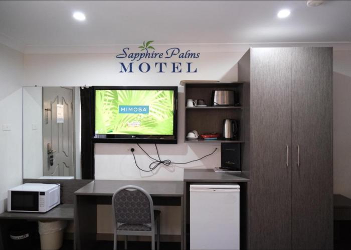 Sapphire Palms Motel