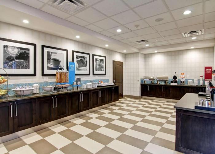 Hampton Inn & Suites by Hilton Saskatoon Airport