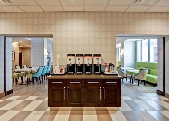 Hampton Inn & Suites by Hilton Saskatoon Airport