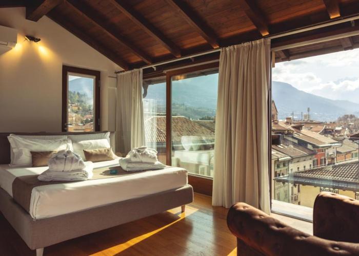 HEART OF TRENTO apartments