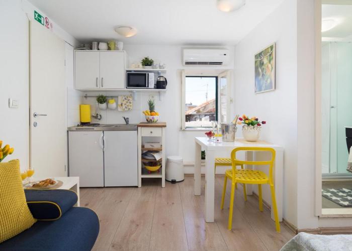Guest House Babina - Apartments King & Queen