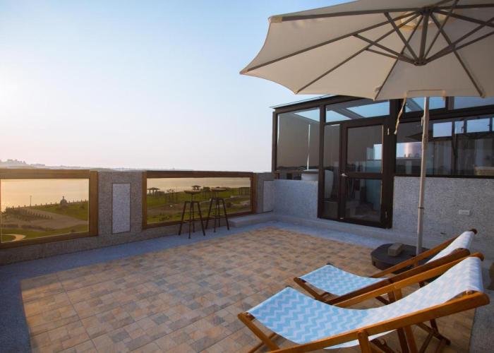 Malibu OceanView Homestay