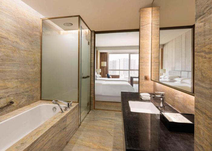 Sheraton Zhanjiang Hotel