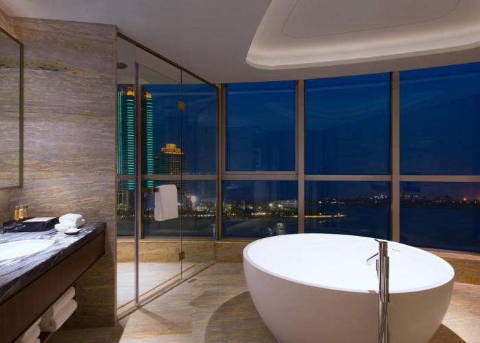 Sheraton Zhanjiang Hotel