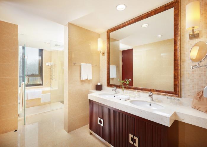 Pekin Hotel