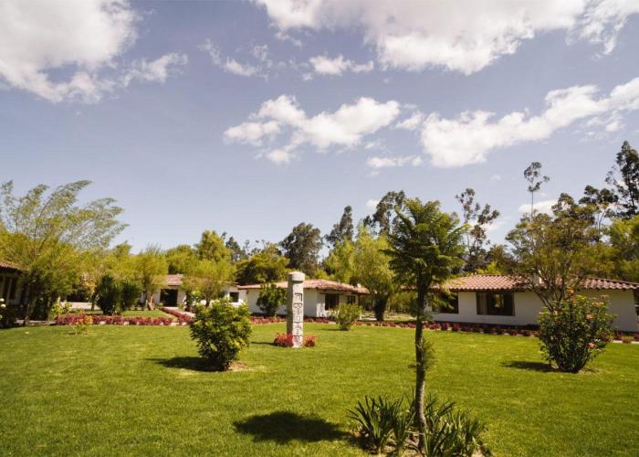 Ensenada Hotel y Campo