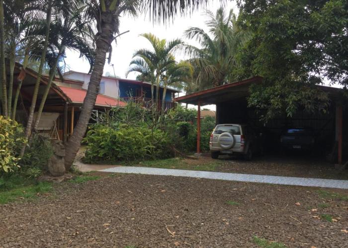 Hare Henua Bed & Breakfast