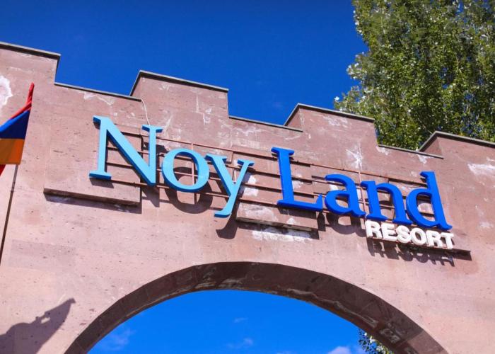 Noy Land Resort