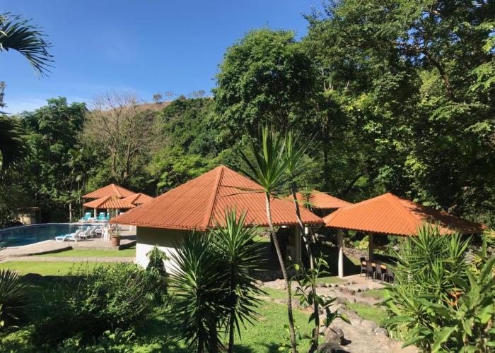 Cabanas Rio Encantado