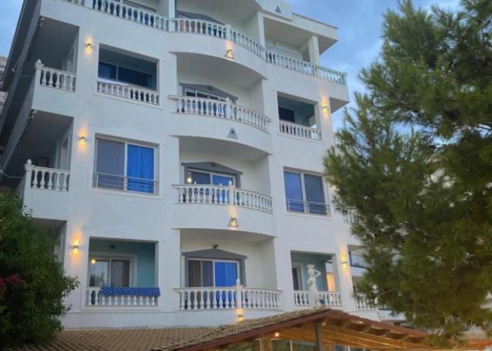 Kalemi's Beachside Hotel