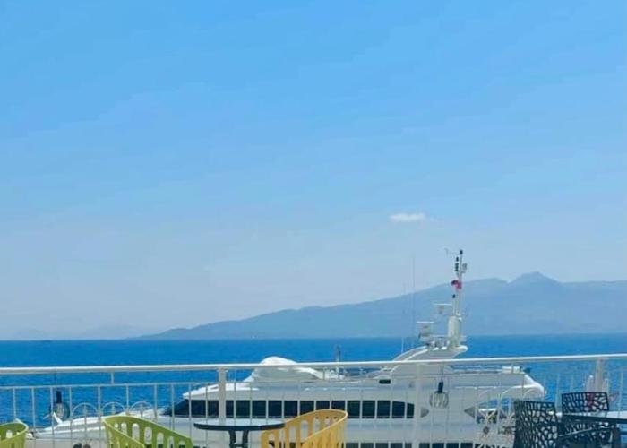 Kalemi's Beachside Hotel