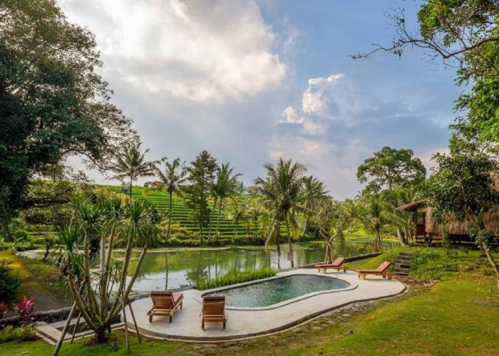 Alam Taman Villa