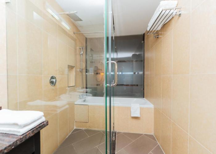 Acacia Premier Hotel