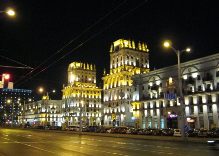 Na Kirova 1 u Vokzala Dinamo Apartments