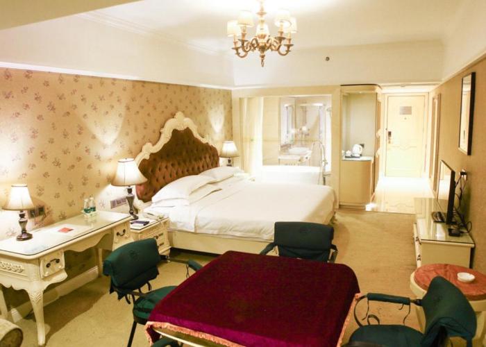 Vienna Hotel Yongzhou Zhiyuan New Bund