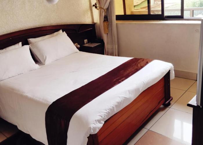 Virunga Hotel