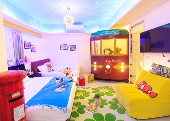 Bed and breakfasts 澳玩客電梯民宿