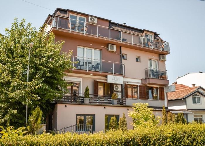 AGH Elite Apartments & Studios