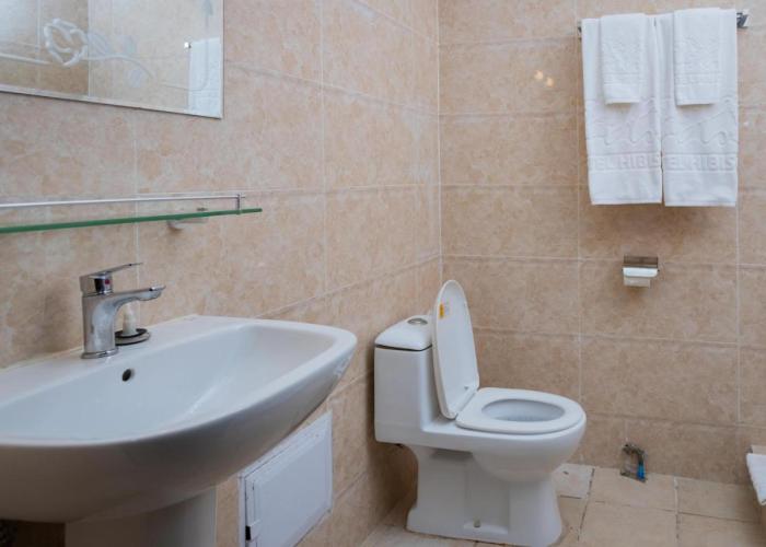 Hotel Hibiscus Blvd Triomphal