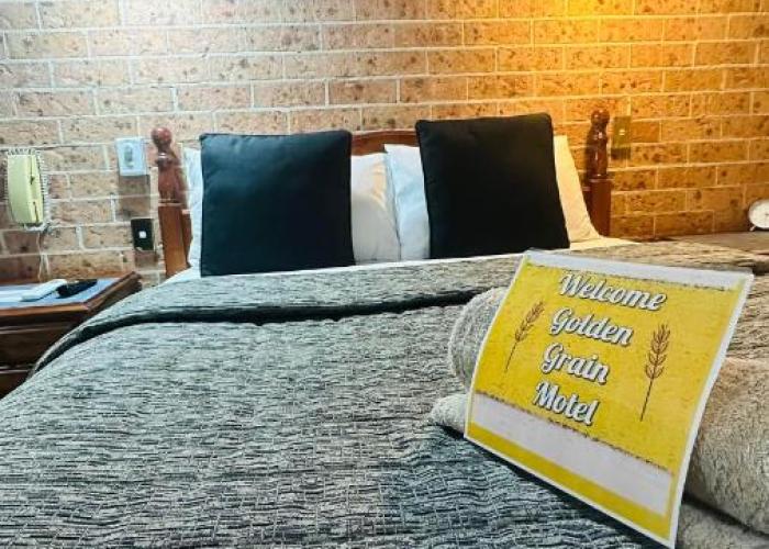 Golden Grain Motor Inn
