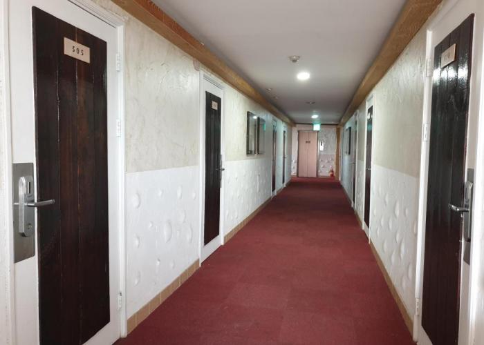 Green and Blue Hotel