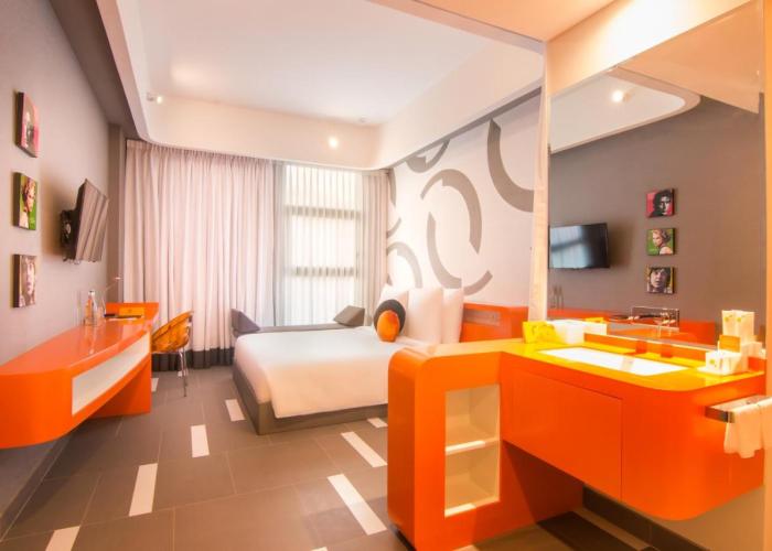 SUN & MOON, Urban Hotel