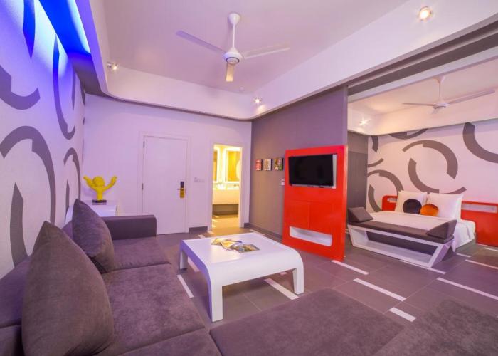 SUN & MOON, Urban Hotel