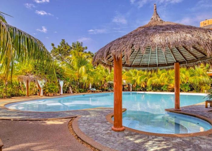 Coco Grove Beach Resort, Siquijor Island