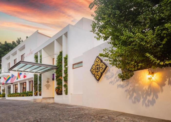 Almar Resort Luxury LGBT Beach Front Experience