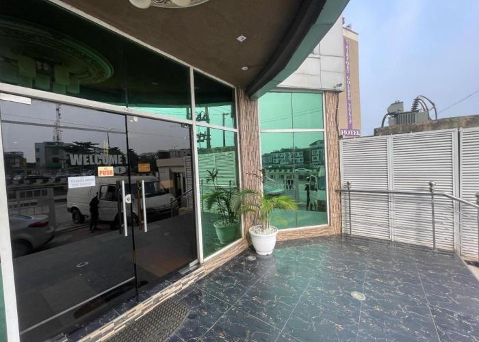Presken Hotel at International Airport Road