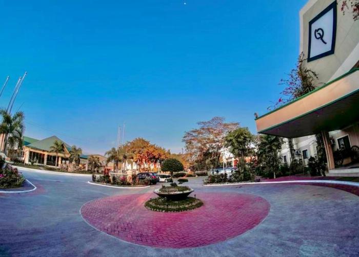 Luisita Central Park Hotel