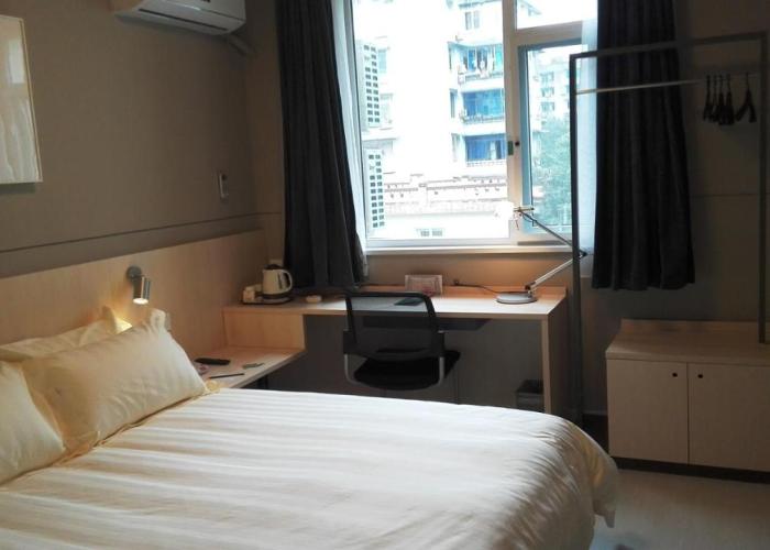 Jinjiang Inn Yibin Zhongshan Street