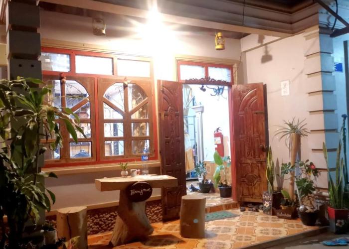 Khamphouy Guesthouse