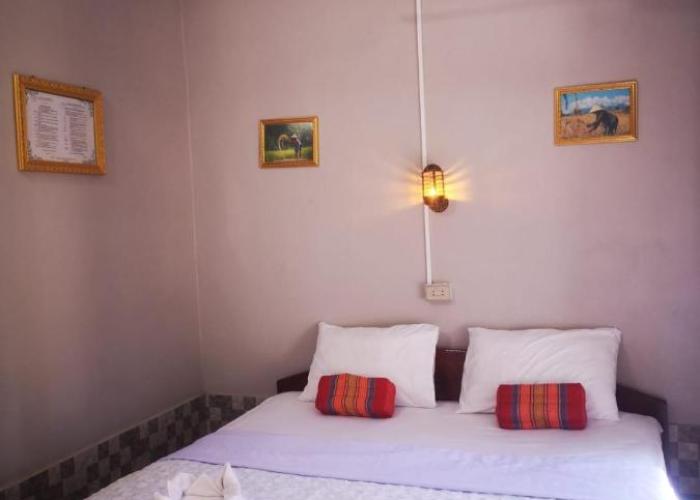 Khamphouy Guesthouse