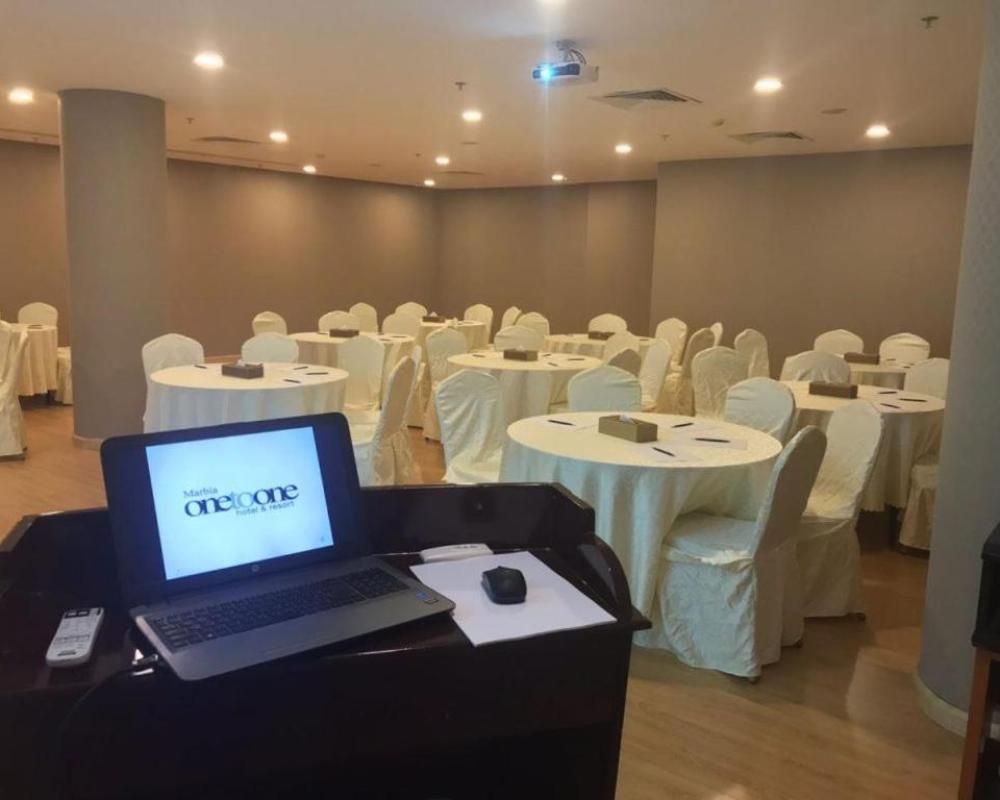 фото One to One Hotel