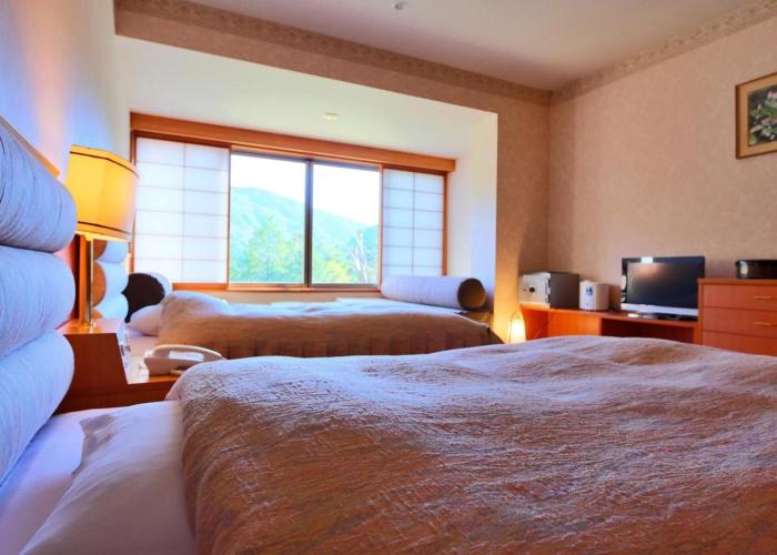 Hotel Miki