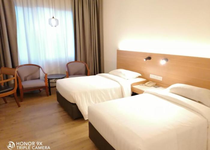 Crystal Crown Hotel Harbour View, Port Klang