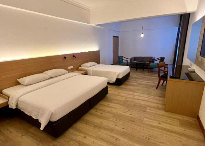 Crystal Crown Hotel Harbour View, Port Klang