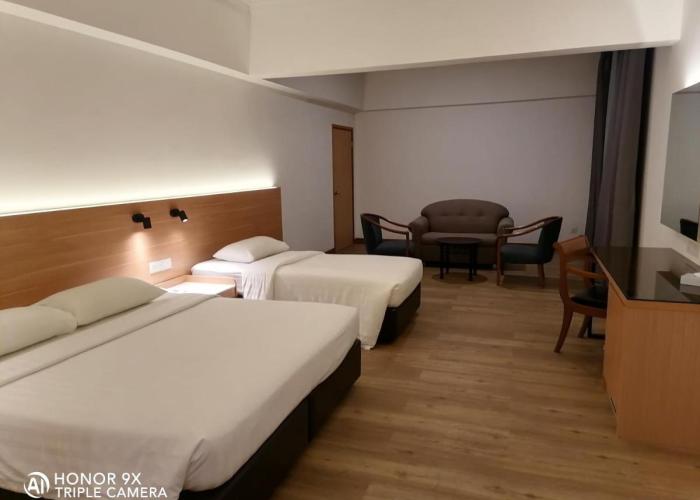 Crystal Crown Hotel Harbour View, Port Klang