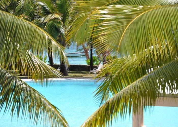 Villas Right ON the Beach Belle Mare