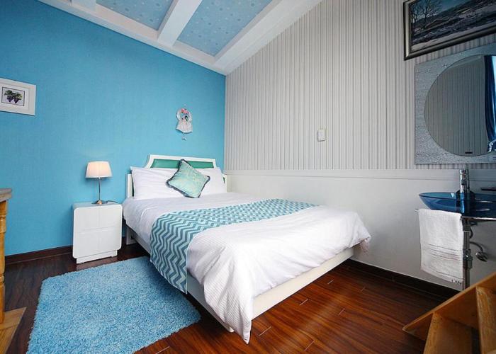 Terrace on the Cloud