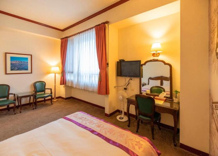 East Commercial Affairs Hotel