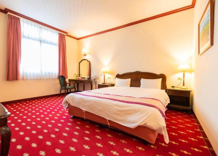 East Commercial Affairs Hotel