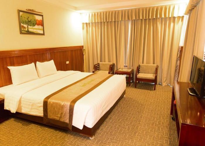 Vinh Plaza Hotel