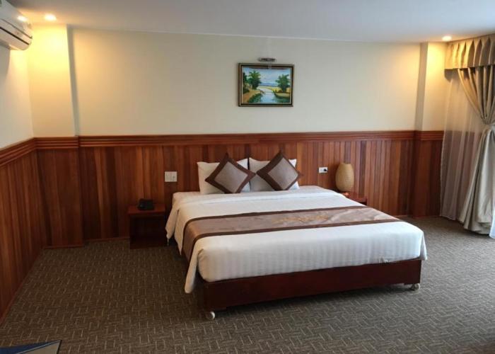 Vinh Plaza Hotel