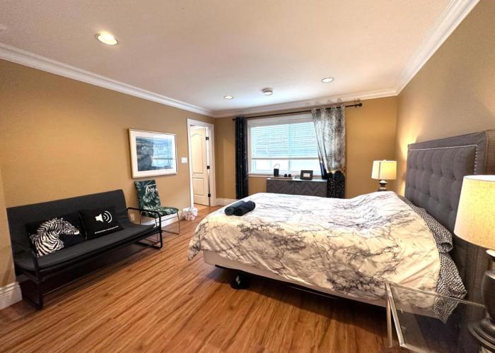 Vancouver Luxury Homestay